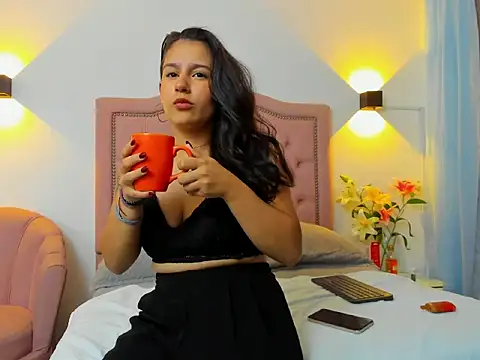 Aurarouse online show from February 2026 11:46:02 AM