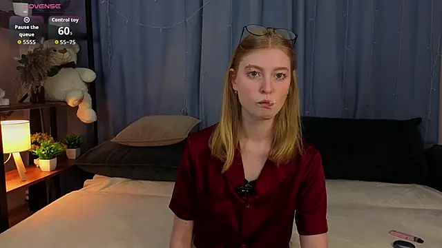 Snapshot of LanaRoxxy chatting on March 2026 12:32:01 PM LanaRoxxy online show from March 2026 12:32:01 PM