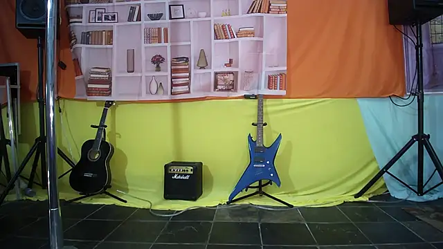 saucychocolate online show from February 2026 10:47:01 PM