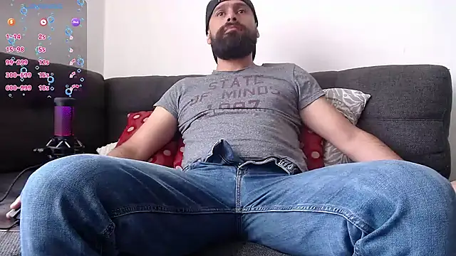 Snapshot of SpermsBank chatting on February 2025 02:59:01 PM SpermsBank online show from February 2025 02:59:01 PM