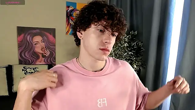 TylerGibson online show from May 2026 03:46:02 AM