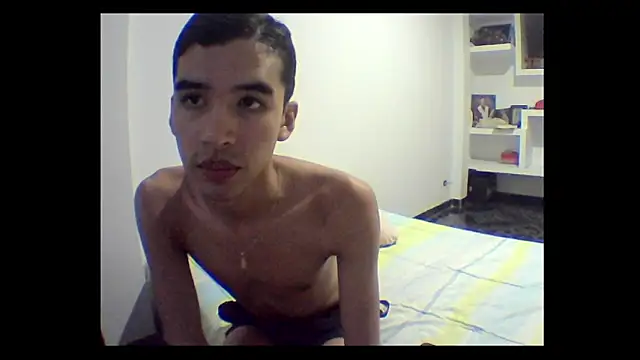 Snapshot of CandyVIP chatting on February 2026 11:12:01 PM CandyVIP online show from February 2026 11:12:01 PM