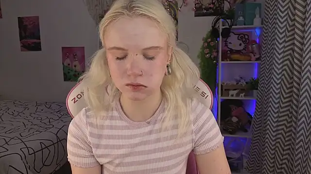 Mia WaterFall online show from June 2026 03:20:02 AM