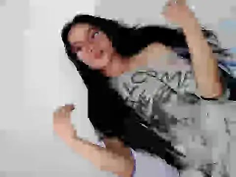 Snapshot of Urhotfucking_veronica1 chatting on April 2026 11:30:02 AM Urhotfucking veronica1 online show from April 2026 11:30:02 AM