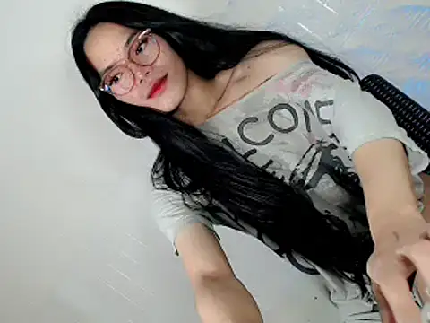 Snapshot of Urhotfucking_veronica1 chatting on May 2026 01:38:02 PM Urhotfucking veronica1 online show from May 2026 01:38:02 PM