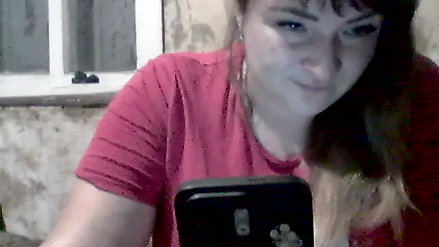 Snapshot of AllinaKis chatting on June 2026 12:44:01 PM AllinaKis online show from June 2026 12:44:01 PM