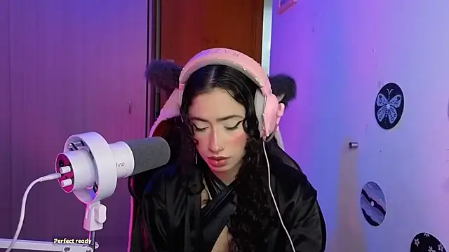 Samantha Ros online show from January 2026 12:42:01 PM