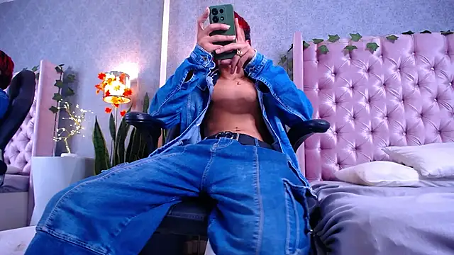 Alex Nova online show from February 2026 02:54:02 PM