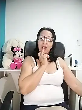 RosseLaure online show from May 2026 02:30:01 AM