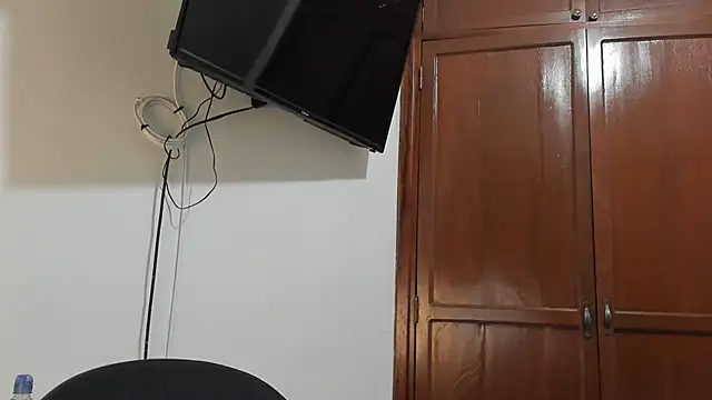 Snapshot of Danilui chatting on February 2026 01:28:02 AM Danilui online show from February 2026 01:28:02 AM