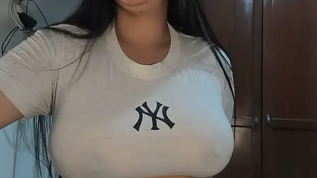 Snapshot of Danilui chatting on March 2026 02:46:01 AM Danilui online show from March 2026 02:46:01 AM