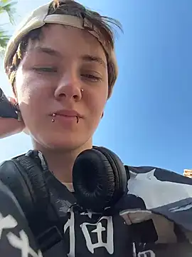 Snapshot of IceMur chatting on March 2026 02:28:02 AM IceMur online show from March 2026 02:28:02 AM