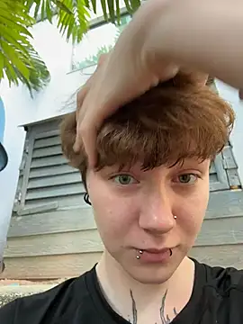 Snapshot of IceMur chatting on March 2026 02:28:01 AM IceMur online show from March 2026 02:28:01 AM