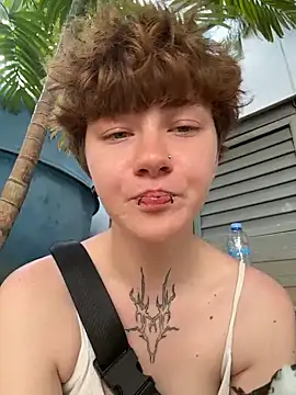 Snapshot of IceMur chatting on March 2026 08:19:01 AM IceMur online show from March 2026 08:19:01 AM