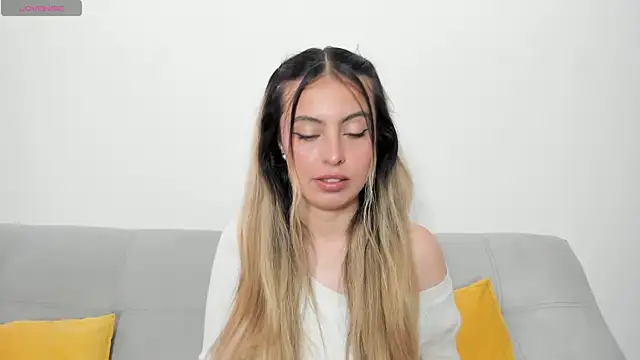 Fernanda aaaa online show from May 2026 02:24:02 PM