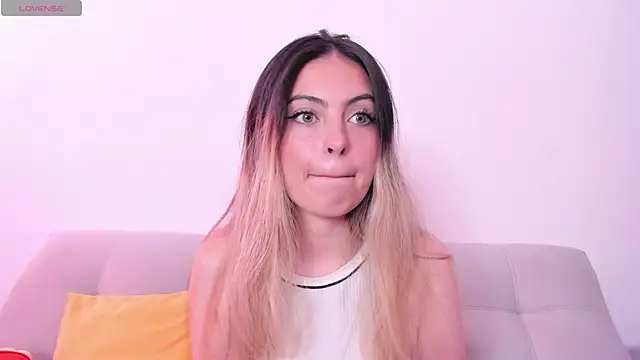 Fernanda aaaa online show from May 2026 04:17:02 PM