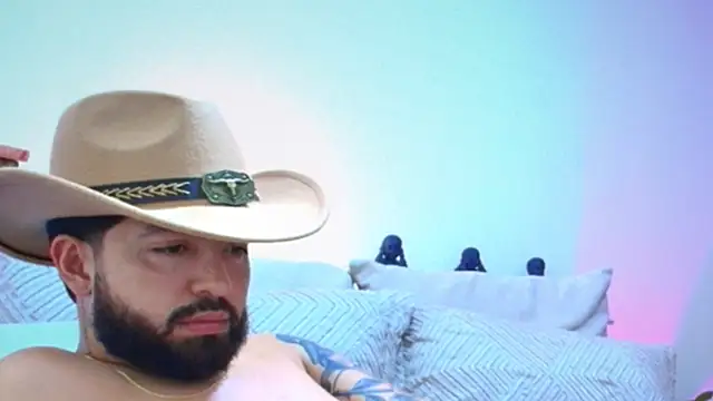 nicovega1  online show from February 2026 10:46:01 PM