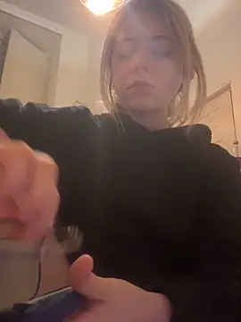 MelliMoon online show from April 2026 09:34:01 PM