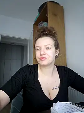 LadyAmora online show from February 2026 06:17:01 AM