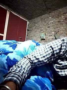 xx couple online show from February 2026 12:20:01 PM