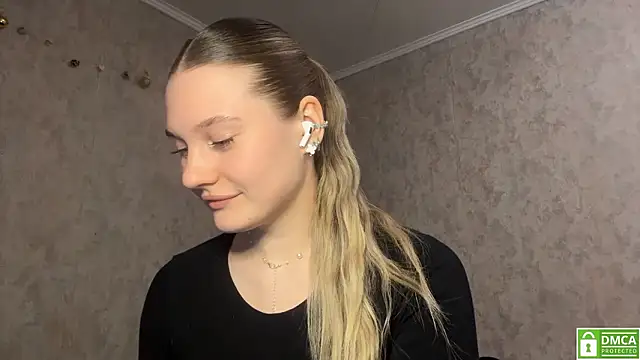 Jolievic online show from February 2026 05:11:02 PM