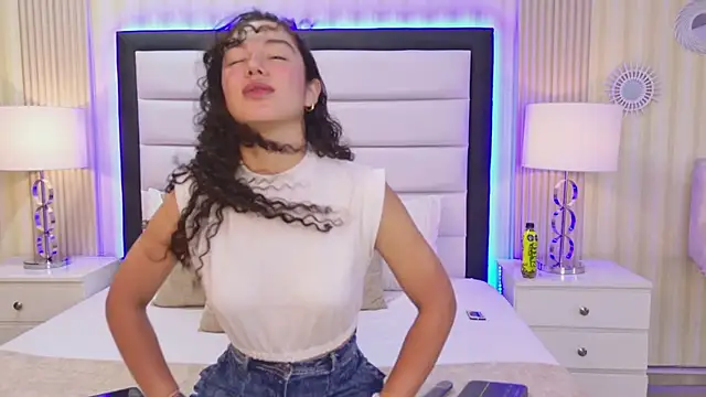 RoxanaAngel online show from March 2026 02:24:01 PM