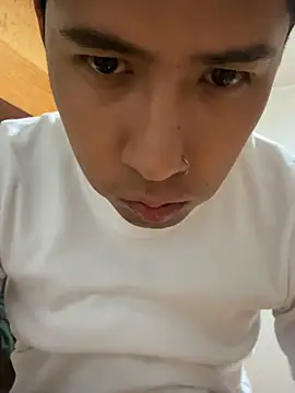 Snapshot of Jleonardolr chatting on March 2026 04:07:01 AM Jleonardolr online show from March 2026 04:07:01 AM