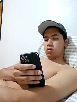 Snapshot of Jleonardolr chatting on March 2026 12:49:01 PM Jleonardolr online show from March 2026 12:49:01 PM