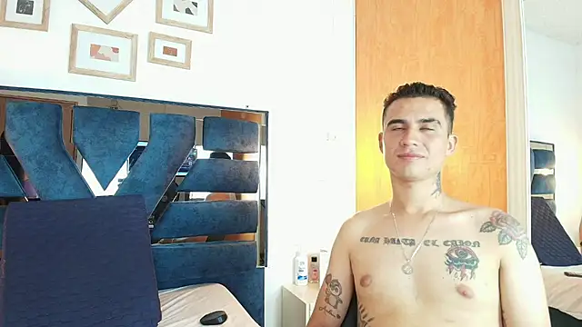 Irina and Max online show from June 2026 07:56:02 PM