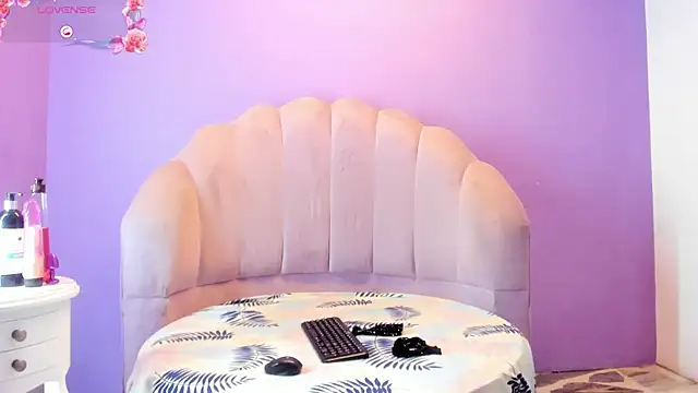 tifanibrown online show from March 2026 12:35:02 PM