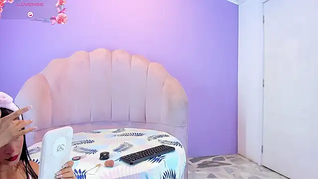 tifanibrown online show from March 2026 01:26:01 PM