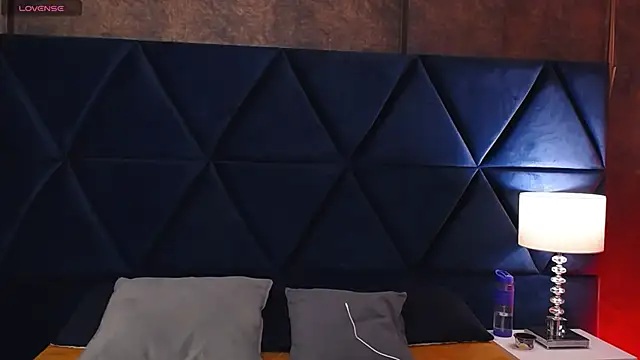 Logan Woods online show from March 2026 04:24:02 PM