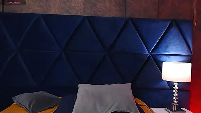 Logan Woods online show from March 2026 04:30:02 AM