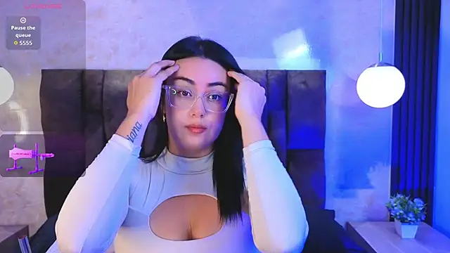 vicky grey online show from May 2026 12:10:01 PM