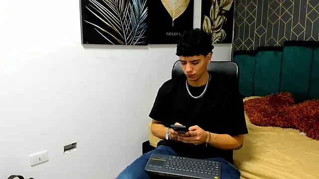 Snapshot of Tobias_Vega chatting on May 2026 11:49:01 AM Tobias Vega online show from May 2026 11:49:01 AM