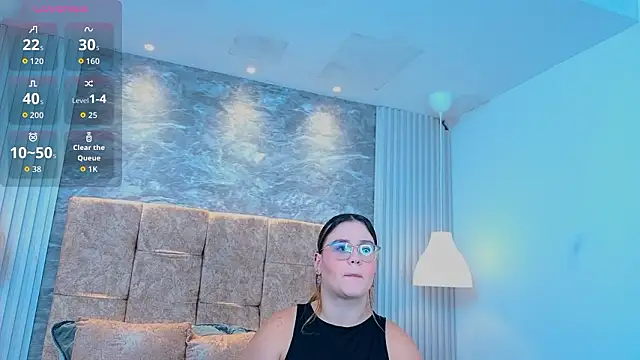 zoe hugeboobs online show from March 2026 11:49:02 AM