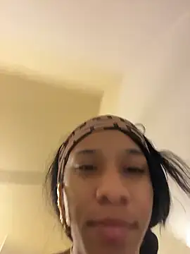 Snapshot of MsAmitra chatting on March 2026 12:45:01 AM MsAmitra online show from March 2026 12:45:01 AM