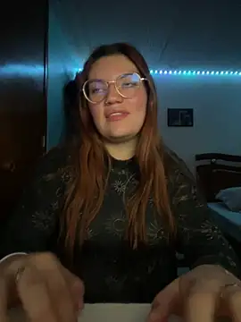 Vixroy7 online show from February 2026 01:05:02 AM