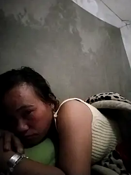cutebobi online show from April 2026 09:32:02 PM