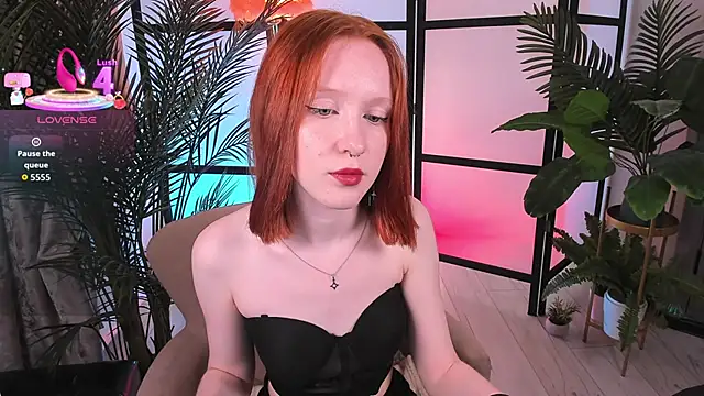Sia Hart online show from June 2026 06:54:02 PM