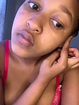 Snapshot of feliciahun chatting on February 2026 04:02:02 PM feliciahun online show from February 2026 04:02:02 PM