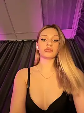 DayaFoxy online show from March 2026 01:15:01 PM