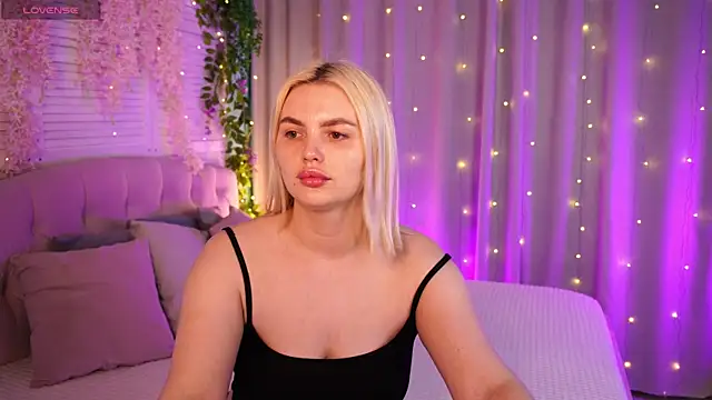 AmeliaWeells online show from May 2026 03:57:02 AM