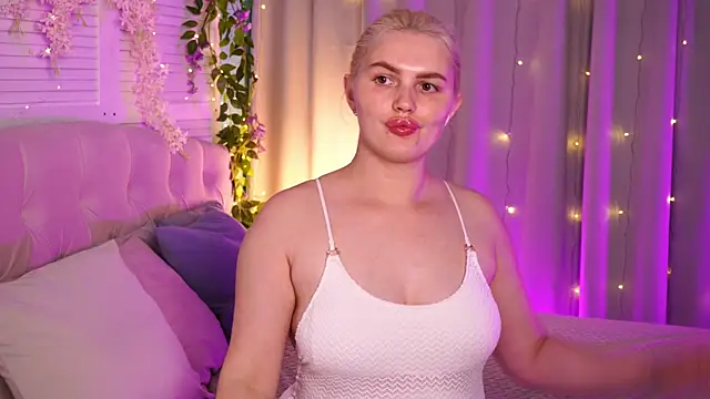 AmeliaWeells online show from June 2026 09:14:01 AM
