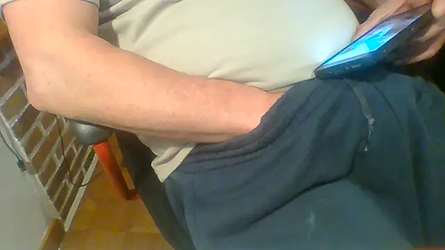 Snapshot of ludowrss chatting on July 2026 03:59:02 AM ludowrss online show from July 2026 03:59:02 AM