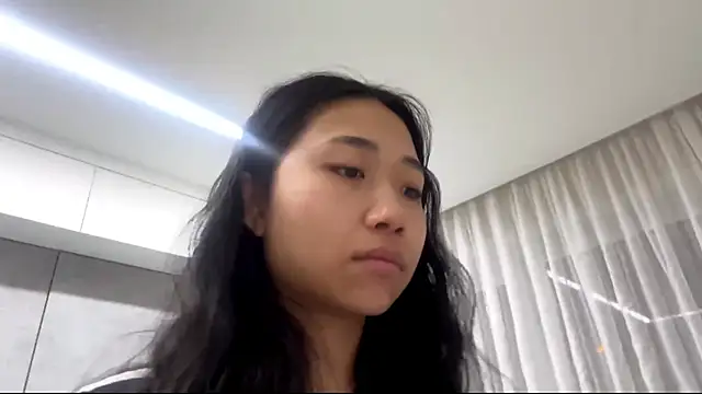 SweetMiaXO online show from March 2026 10:11:02 AM