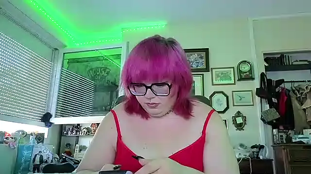 Snapshot of ProfaneHekate chatting on July 2026 02:45:02 PM ProfaneHekate online show from July 2026 02:45:02 PM