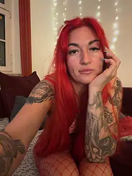 Snapshot of MrsRedFoxy chatting on April 2026 08:10:01 PM MrsRedFoxy online show from April 2026 08:10:01 PM