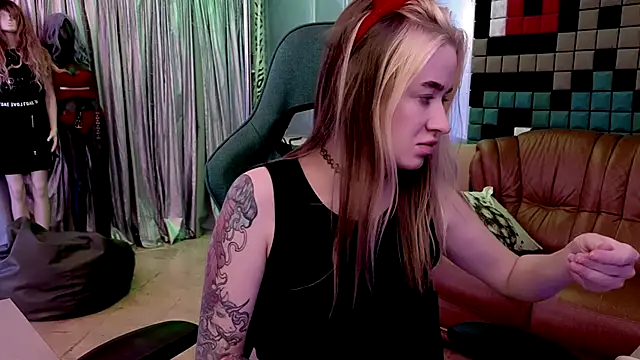 LeilaReal online show from February 2026 09:35:01 PM