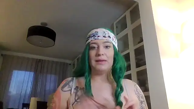 DaisyBlake online show from February 2026 10:47:01 PM